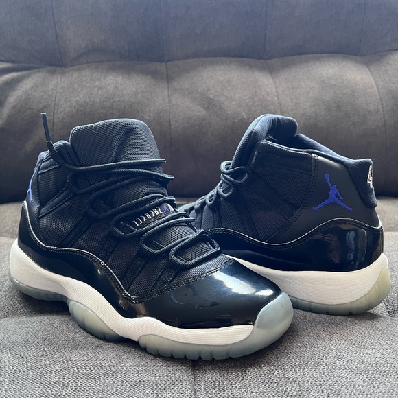 jordan 11 gym blue